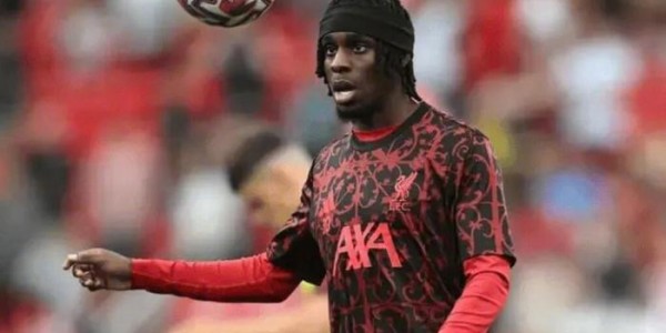 开云登录线上-弗林蓬恢复训练，利物浦迎战伯恩利前阵容调整