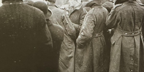 KAIYUN下载app-在奔赴战场前，他们看完了人生的最后一场球赛