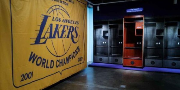 开云登录线上-科比更衣柜对外拍卖，290万美元成交价创纪录