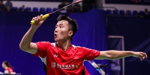 开云-安赛龙0-12溃败出局，第3位巴黎奥运冠军一轮游！男单16强决出8席