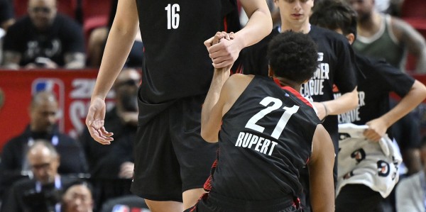 开云-美媒：杨瀚森会带球队实现飞跃 他和乐福会成为下一个约基奇&amp;amp;穆雷